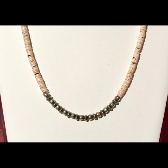 Shell heishi and sterling silver necklace - Picture 3 of 3